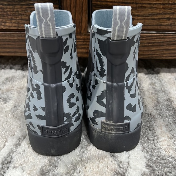 Slim Fit Chelsea Boot - Picture 2 of 4